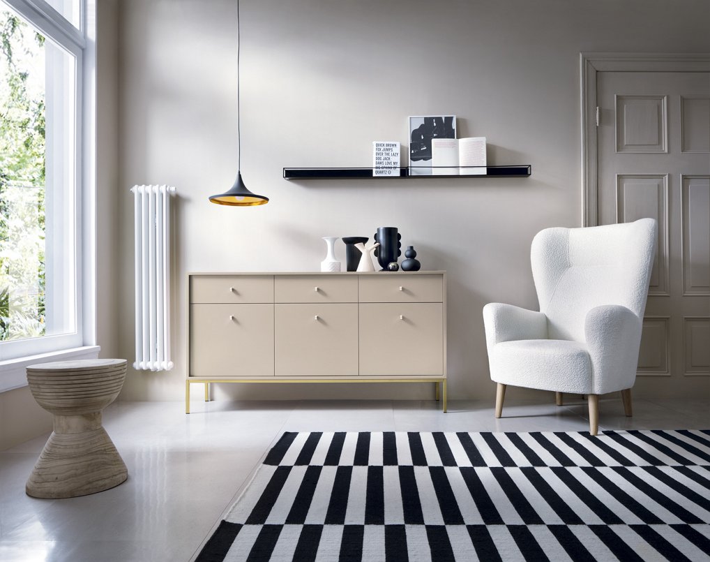 Зображення з  Комод Perfect Home Моно / Mono 3-дверний з 3 шухлядами і золотими ніжками MKSZ154 Беж пісочний