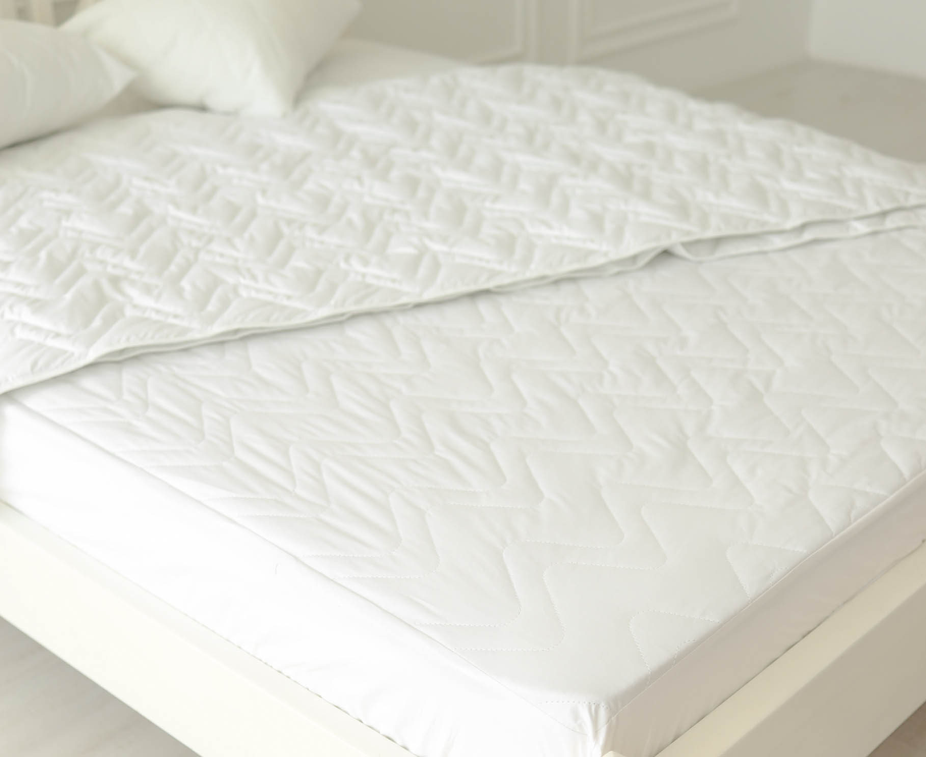 Зображення з  Наматрацник Polet v empireye/Політ в емпіреї з бортами