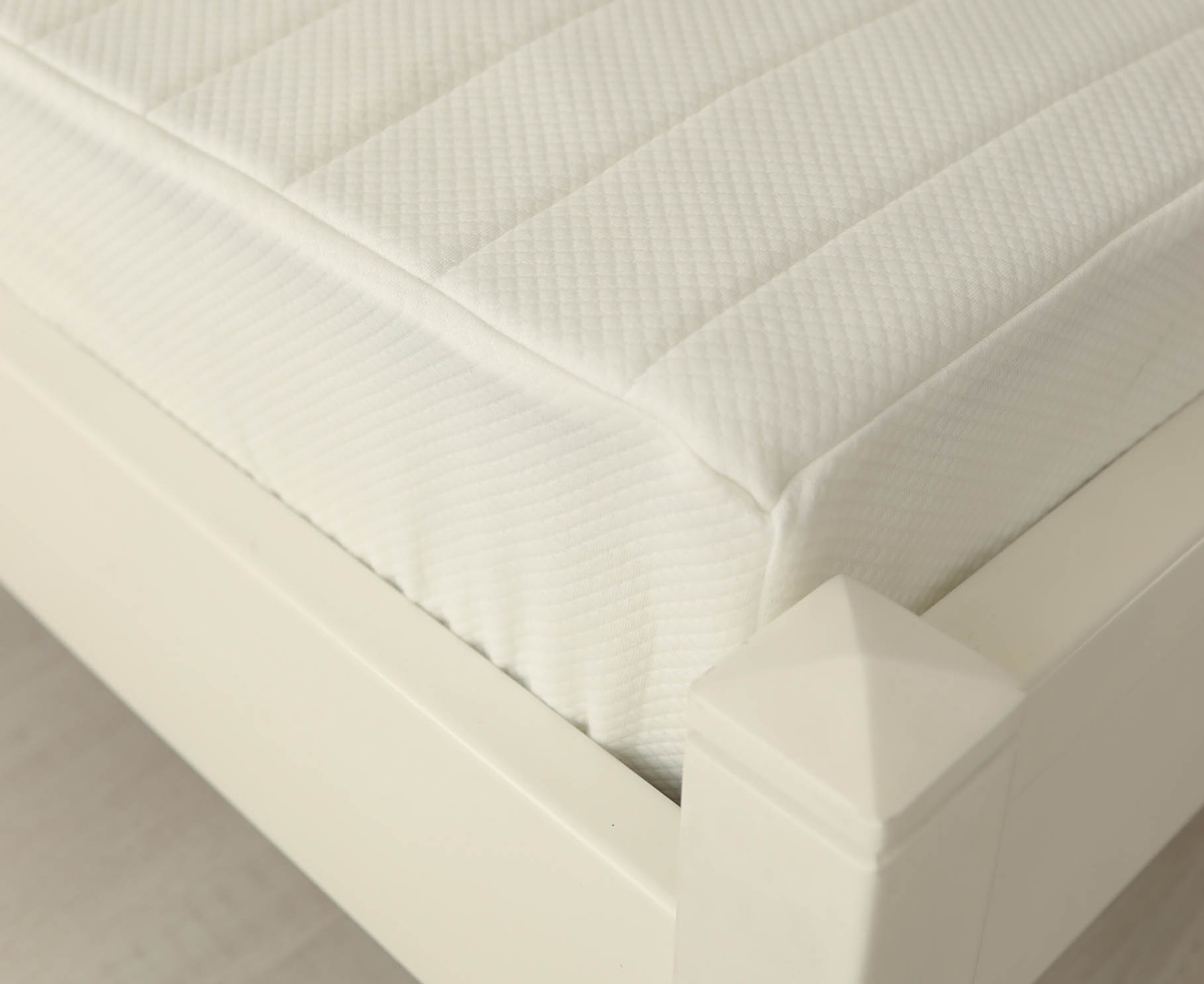 Зображення з  Наматрацник Obyatiya Morfeya/Обійми Морфея з бортами